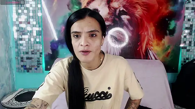 Snapshot of ZAMMIRA chatting on 04.30.26 ZAMMIRA online show from 04.30.26