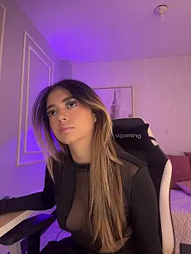 Snapshot of HoneyMollyX chatting on 01.16.26 HoneyMollyX online show from 01.16.26