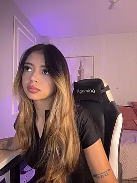 Snapshot of HoneyMollyX chatting on 02.02.26 HoneyMollyX online show from 02.02.26