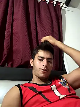 Juandmc1706 online show from 10.28.25