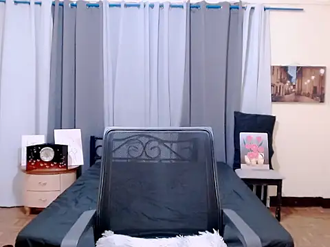 Alicia Morei online show from 10.16.25
