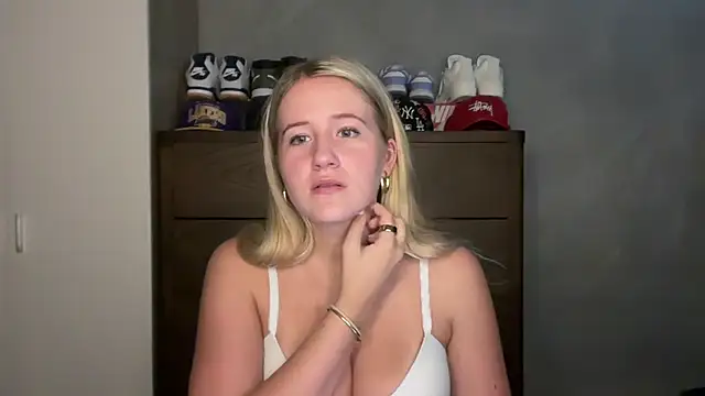 itssosierra online show from 04.29.26