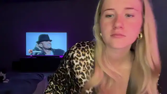 Snapshot of itssosierra chatting on 06.17.26 itssosierra online show from 06.17.26