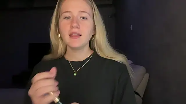 Snapshot of itssosierra chatting on 07.16.26 itssosierra online show from 07.16.26