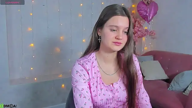 Renesmy Black online show from 02.22.26