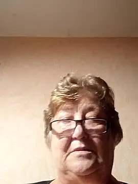 Katherine735 online show from 10.31.25