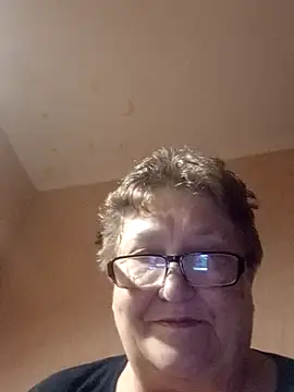 Katherine735 online show from 11.21.25