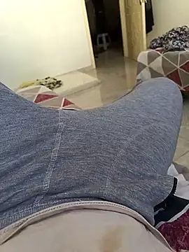 Snapshot of vi25vofgg chatting on 11.10.25 vi25vofgg online show from 11.10.25