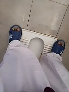 Snapshot of vi25vofgg chatting on 03.21.26 vi25vofgg online show from 03.21.26