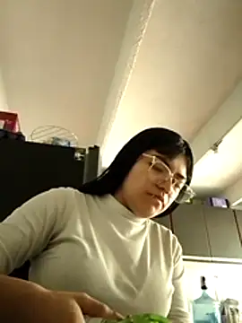 angie rousse  online show from 10.29.25