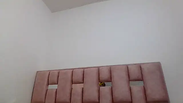 Snapshot of abby_moss_2 chatting on 02.07.26 abby moss 2 online show from 02.07.26