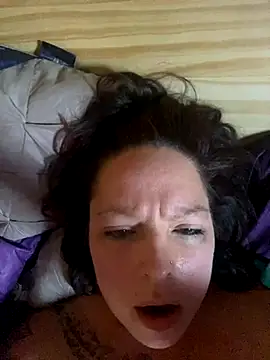 Snapshot of EdNEmSexyBlend chatting on 10.15.25 EdNEmSexyBlend online show from 10.15.25