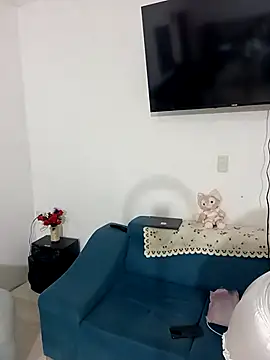 Candelahot69 online show from 10.17.25