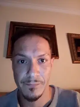 Snapshot of Graimito chatting on 04.24.26 Graimito online show from 04.24.26