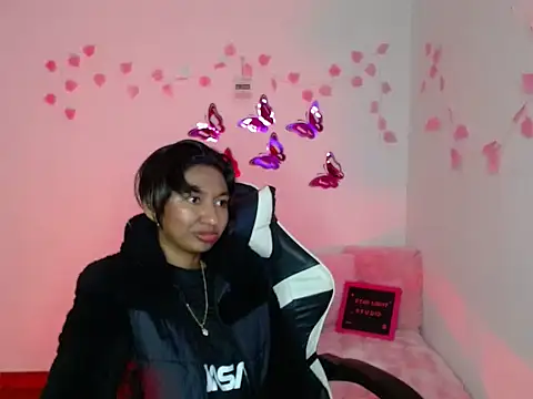 amber  666 online show from 10.19.25