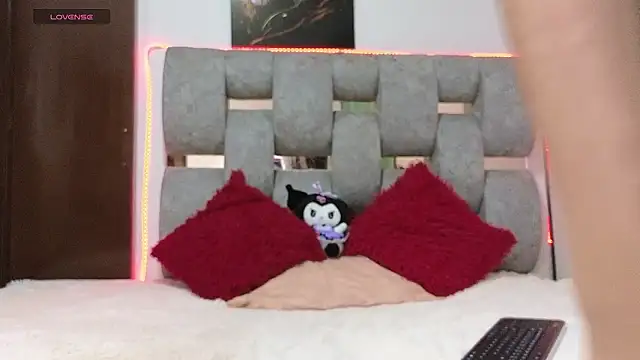 alix kitty online show from 01.16.26