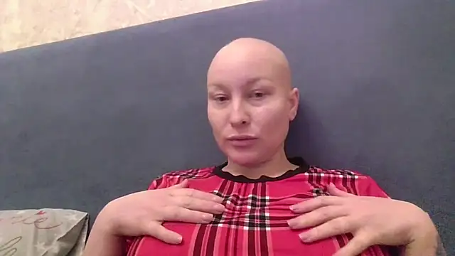 SweetKrysty online show from 10.19.25