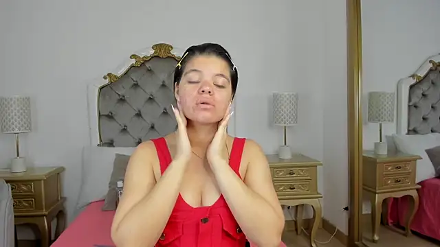 mary joseph online show from 11.21.25