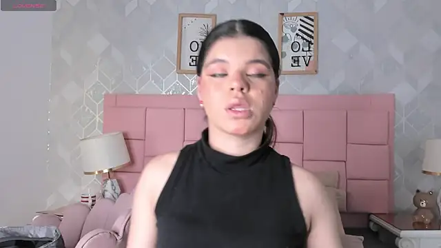 Snapshot of mary_joseph chatting on 02.27.26 mary joseph online show from 02.27.26