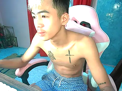 boy raphael online show from 02.26.26