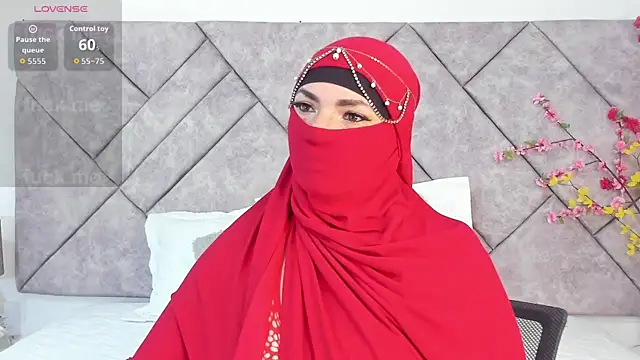  naylaa  online show from 04.08.26