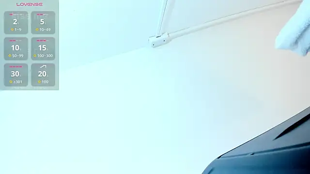Snapshot of _naylaa_ chatting on 06.17.26 naylaa online show from 06.17.26