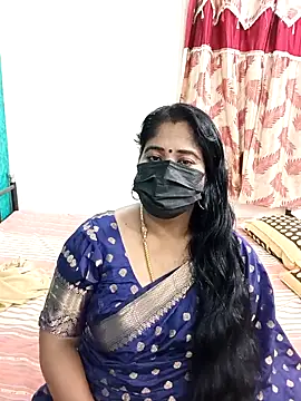 tamil-aunt online show from 10.21.25