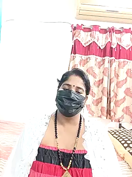 tamil-aunt online show from 11.13.25