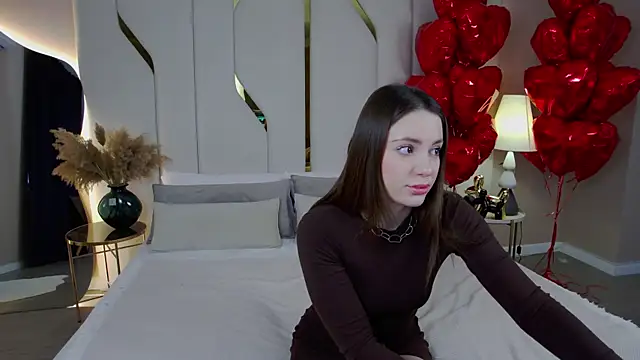 Snapshot of JulliRoss chatting on 02.19.26 JulliRoss online show from 02.19.26