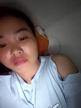 pusi xinh online show from 10.17.25