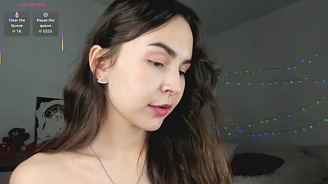 Snapshot of LionKierra chatting on 01.08.26 LionKierra online show from 01.08.26