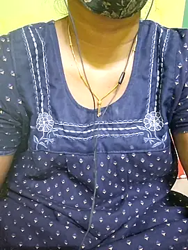 Snapshot of tamil_kanaka chatting on 04.03.26 tamil kanaka online show from 04.03.26