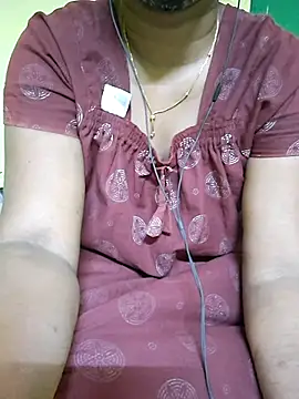 Snapshot of tamil_kanaka chatting on 04.24.26 tamil kanaka online show from 04.24.26