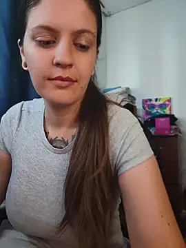 Snapshot of Ann_mikela chatting on 07.23.26 Ann mikela online show from 07.23.26