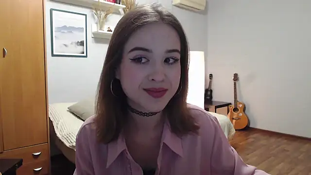 Snapshot of Stacey_Will chatting on 10.18.25 Stacey Will online show from 10.18.25