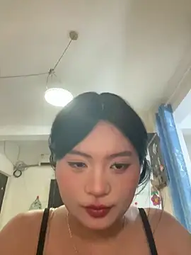 lan-xinh1 online show from 10.22.25