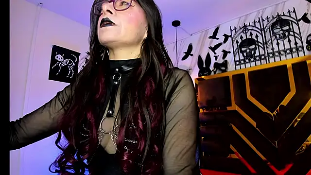 Evangelinejoness  online show from 11.03.25