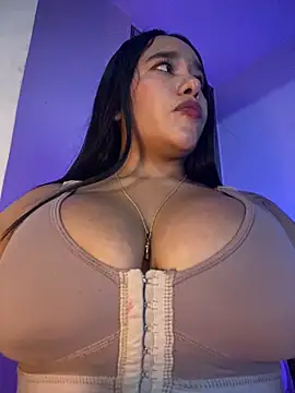 Snapshot of mis-violetha chatting on 05.16.26 mis-violetha online show from 05.16.26