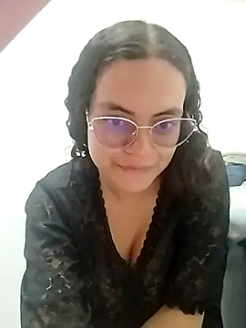 Tamilin miller online show from 10.17.25