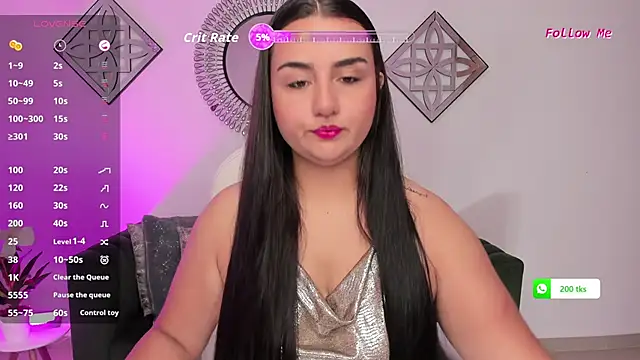 Snapshot of Gabriella_evans_ chatting on 10.15.25 Gabriella evans online show from 10.15.25