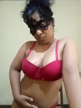 Snapshot of Expose_Queen chatting on 02.25.26 Expose Queen online show from 02.25.26