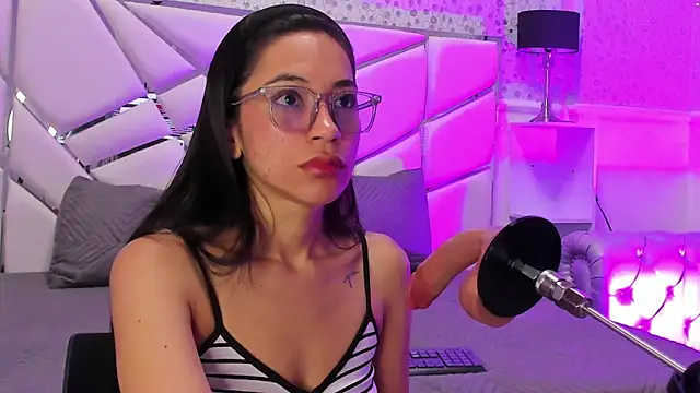 Snapshot of GabbiePrice chatting on 02.26.26 GabbiePrice online show from 02.26.26