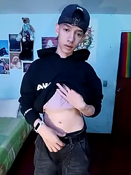 heyy noah11 online show from 10.23.25