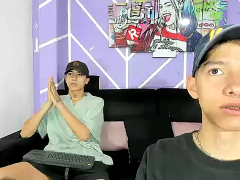 Snapshot of heyy_noah11 chatting on 05.24.26 heyy noah11 online show from 05.24.26