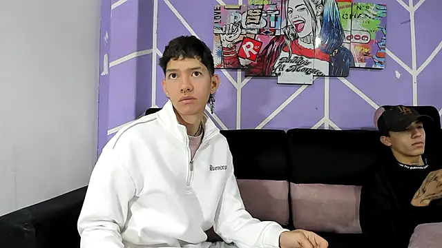 Snapshot of heyy_noah11 chatting on 05.29.26 heyy noah11 online show from 05.29.26