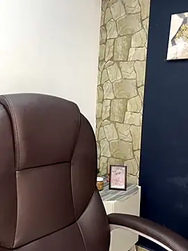 Snapshot of _Isabella_1 chatting on 10.25.25 Isabella 1 online show from 10.25.25