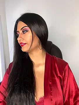 Snapshot of _Isabella_1 chatting on 11.24.25 Isabella 1 online show from 11.24.25