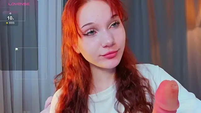 Snapshot of MargoViento chatting on 05.28.26 MargoViento online show from 05.28.26