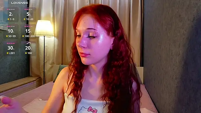 Snapshot of MargoViento chatting on 06.07.26 MargoViento online show from 06.07.26