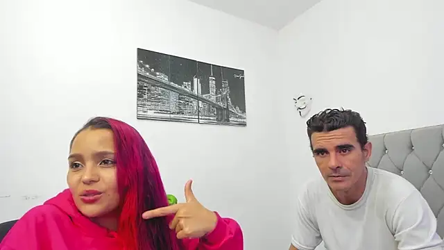 Sofi And Santy online show from 11.22.25